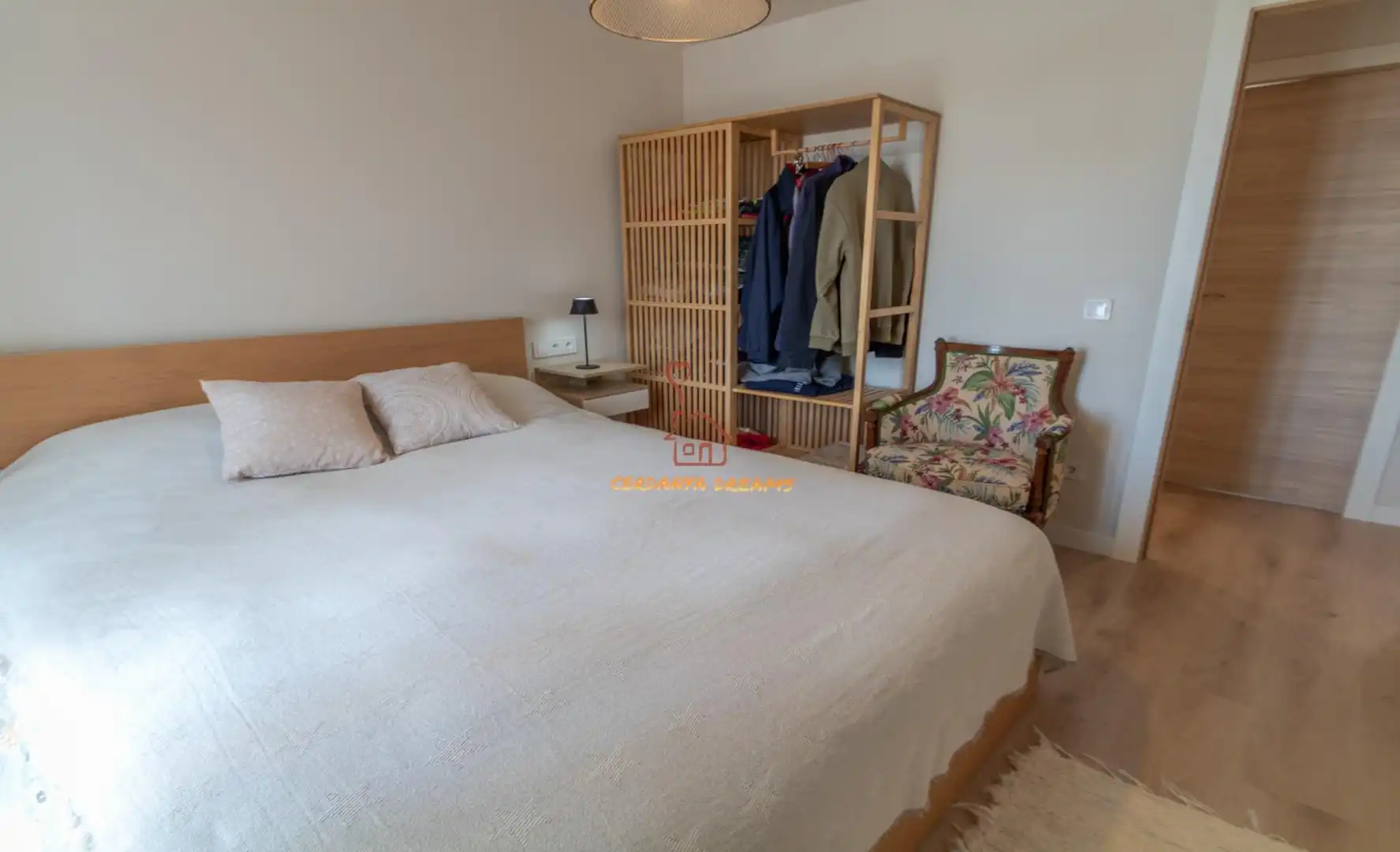 Schlafzimmer von Wohnung zum Verkauf in Osséja mit Heizung, Parkett und Abstellraum
