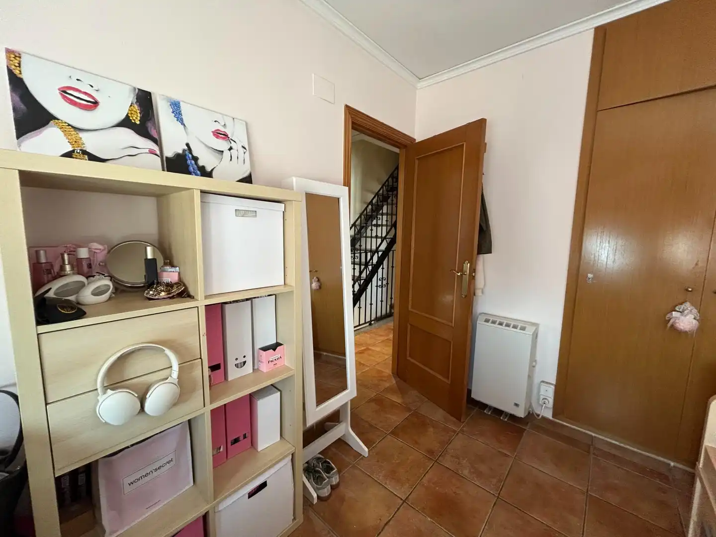 Einfamilien-Reihenhaus zum Verkauf in Cullera mit Klimaanlage, Privatgarten und Terrasse