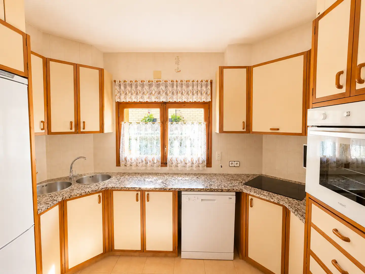 Cocina de Piso en venta en Tavèrnoles con Calefacción
