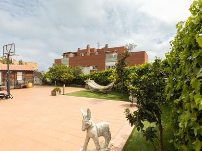 Garden of Flat for sale in Montgat  with Air Conditioner, Heating and Storage room