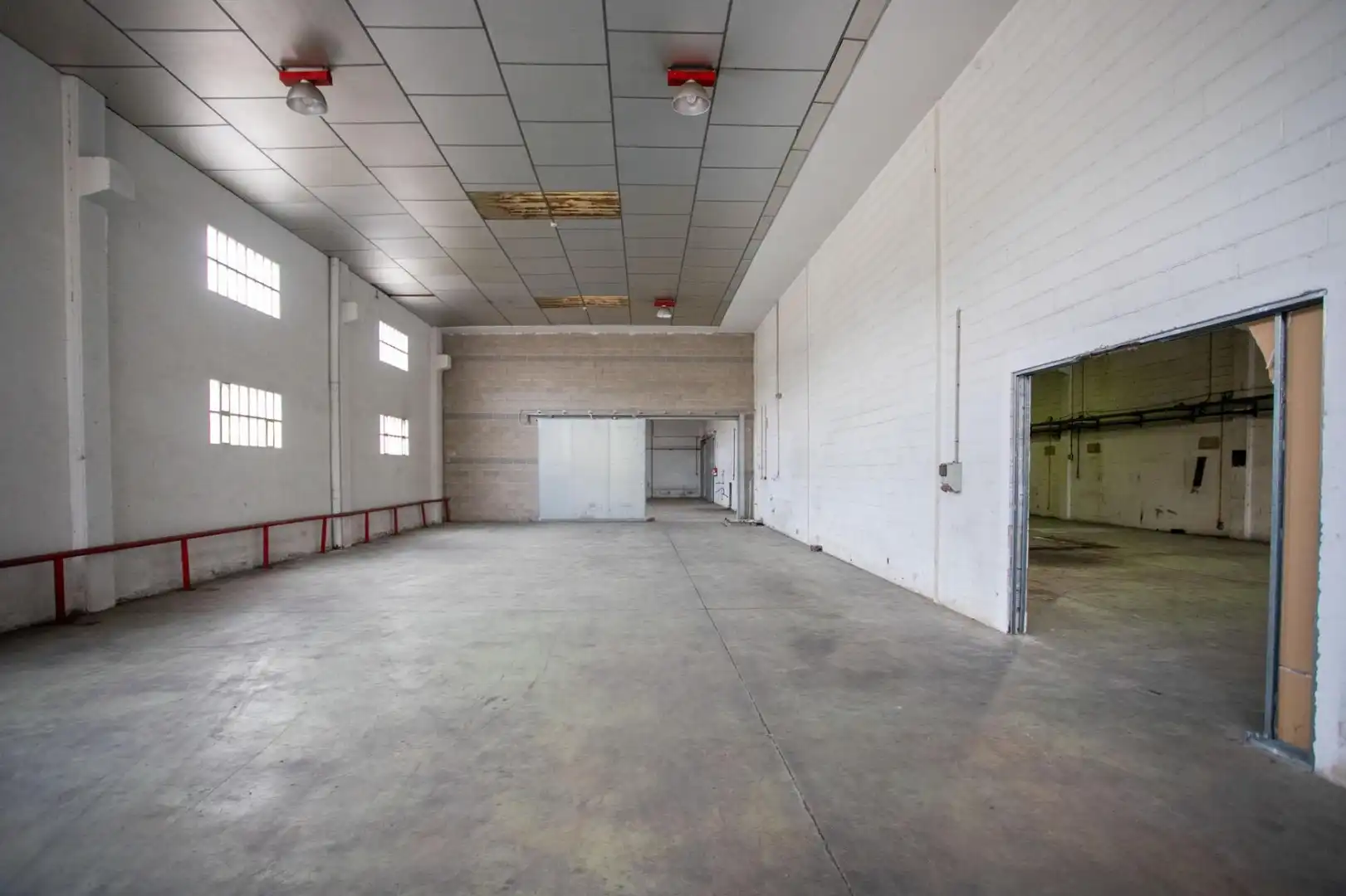 Nave industrial en alquiler en Carrer del Mercuri, 11 11, imagen 3