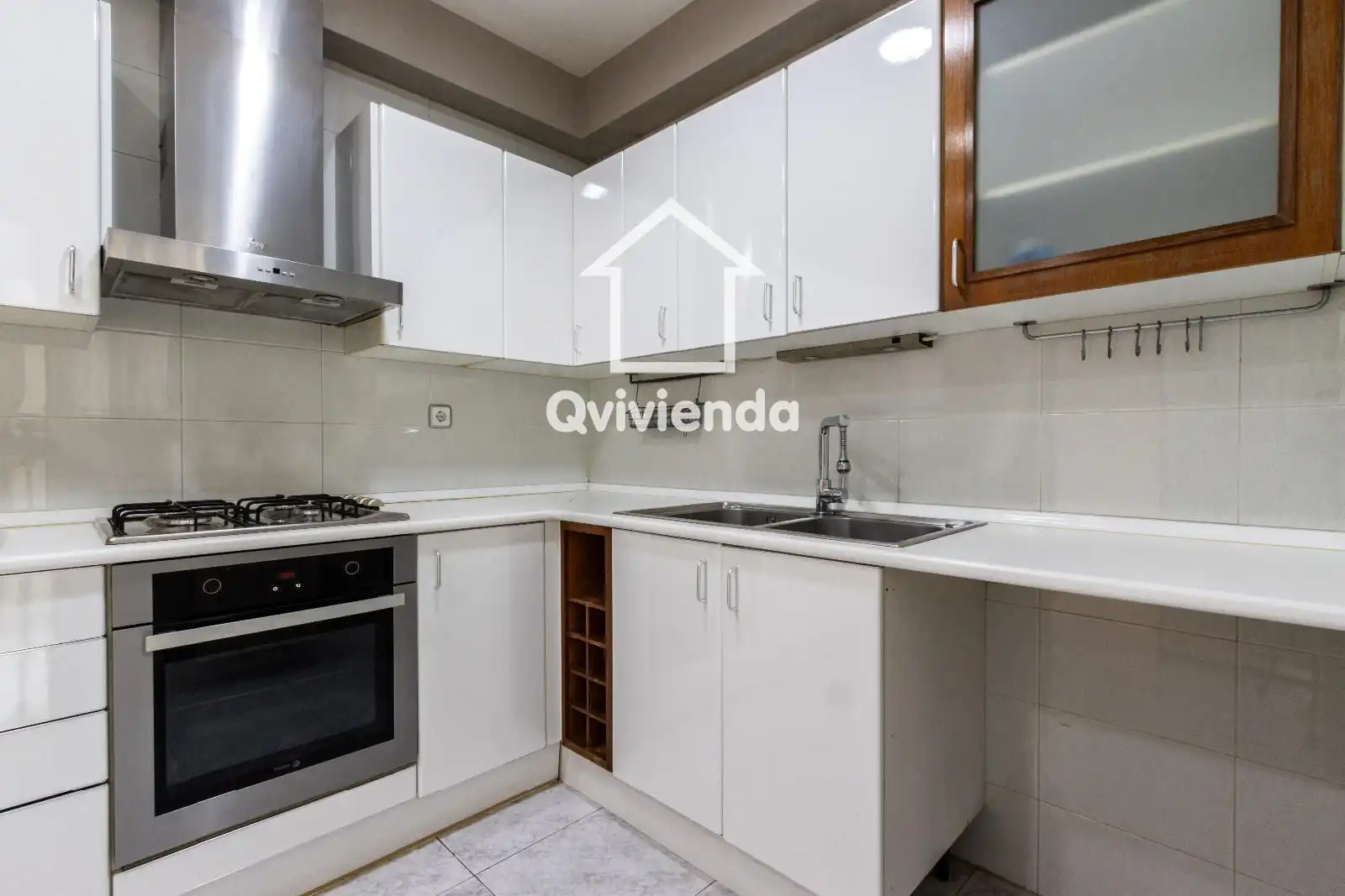 Cuina de Pis en venda en Parets del Vallès amb Aire condicionat i Terrassa