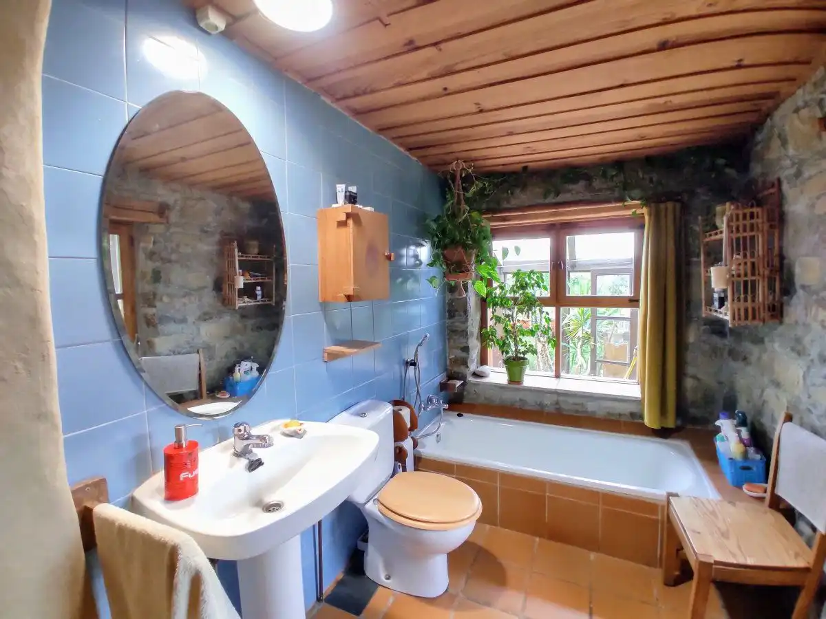 Badezimmer von Country house zum Verkauf in El Pueyo de Araguás mit Terrasse und Abstellraum
