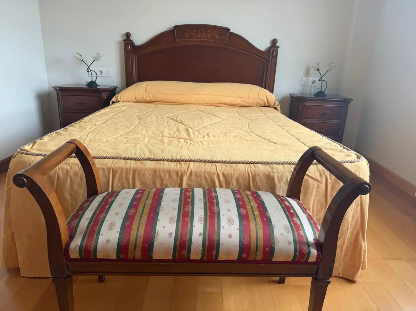Habitación de Piso en venta en  Logroño con Calefacción, Parquet y Terraza