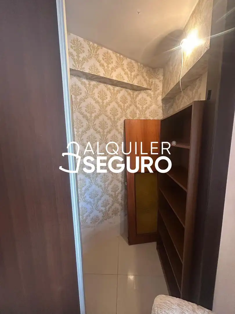 Habitación de Piso de alquiler en Granada con Aire acondicionado, Calefacción y Terraza
