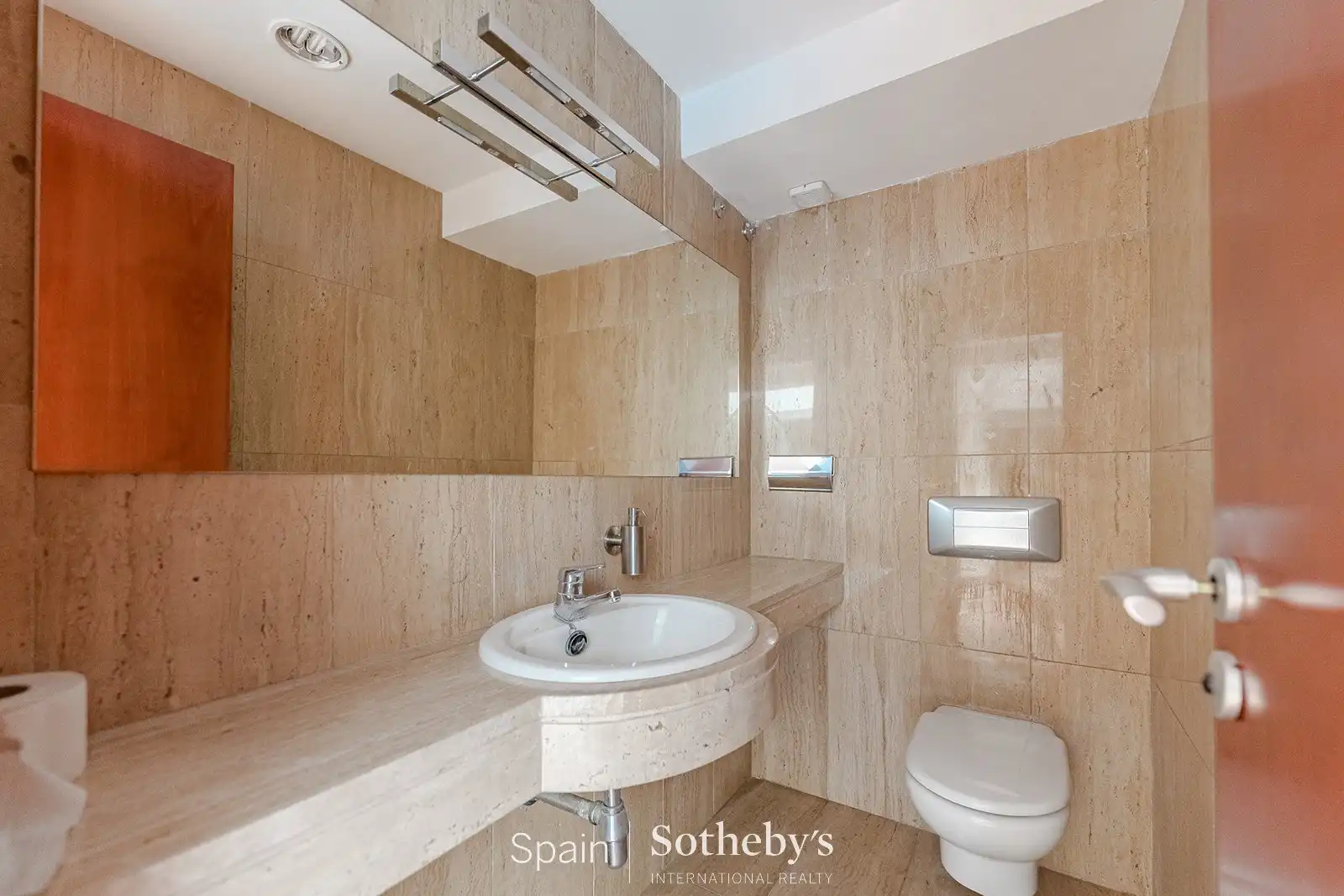 Bathroom of Office for sale in San Cristóbal de la Laguna  with Terrace and Storage room