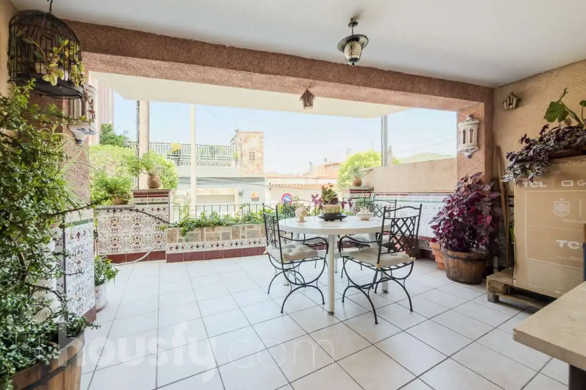 Terrace of Houses for sale in Santa Coloma de Gramenet  with Air Conditioner, Heating and Private garden
