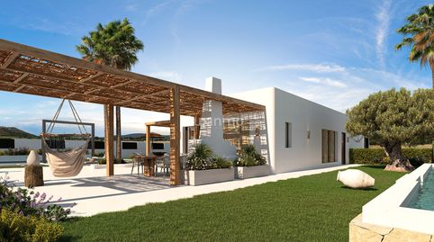 Moderna Casa Mediterránea con Vistas al Mar en Pedreguer
