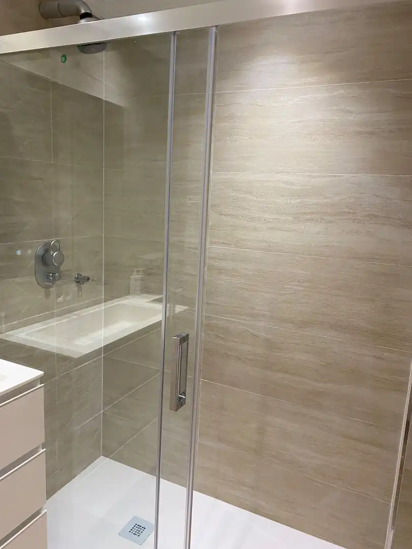 Baño de Piso de alquiler en Lugo con Calefacción y Trastero
