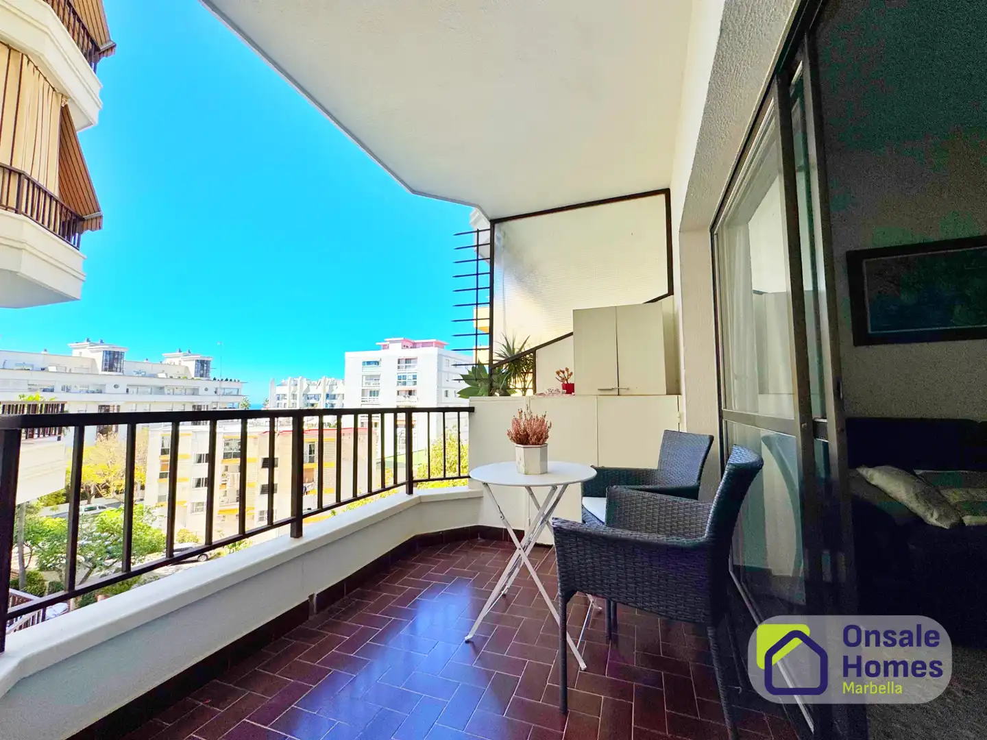 Balcony of Flat for sale in Marbella  with Terrace, Balcony and Community pool