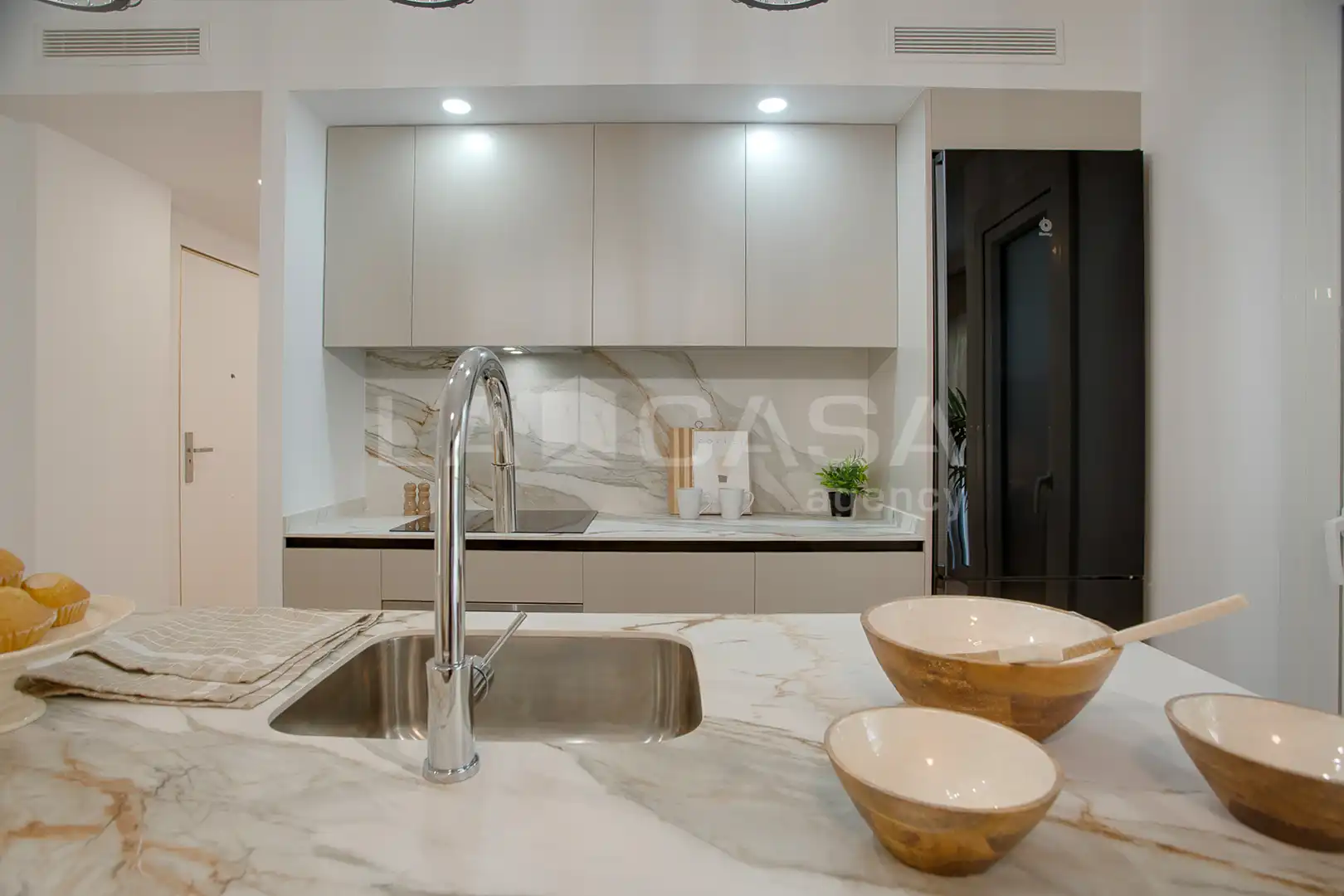 Küche von Wohnung zum Verkauf in Barcelona mit Heizung und Balkon