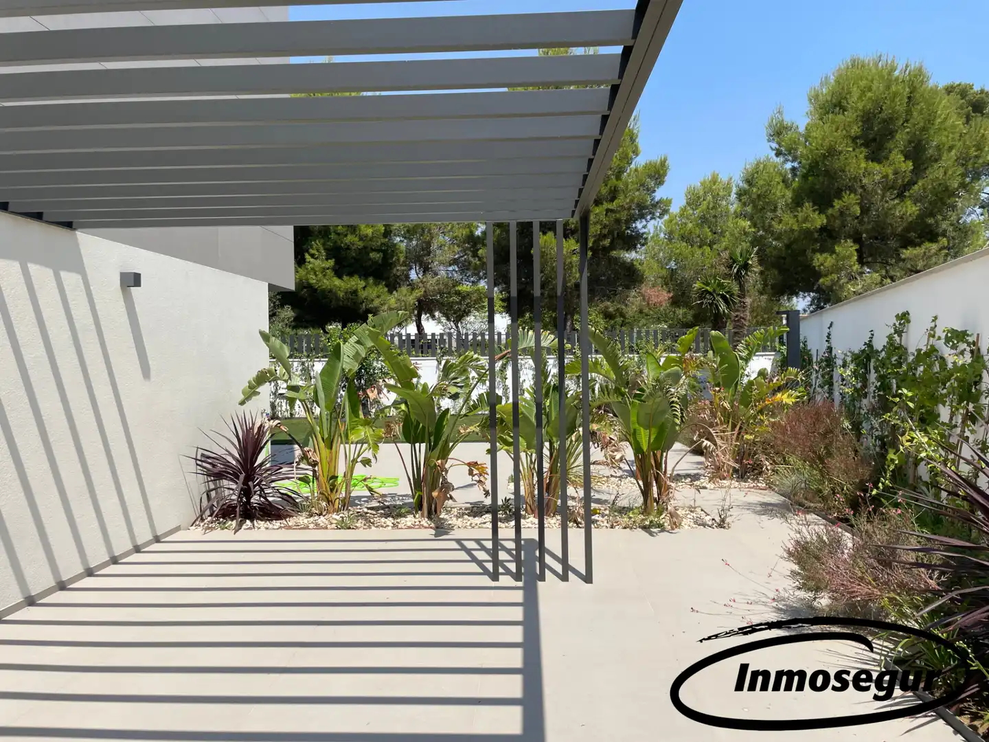 Terrassa de Casa adosada en venda en Cambrils amb Aire condicionat, Calefacció i Jardí privat