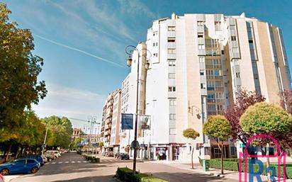 Exterior view of Flat for sale in León Capital   with Terrace