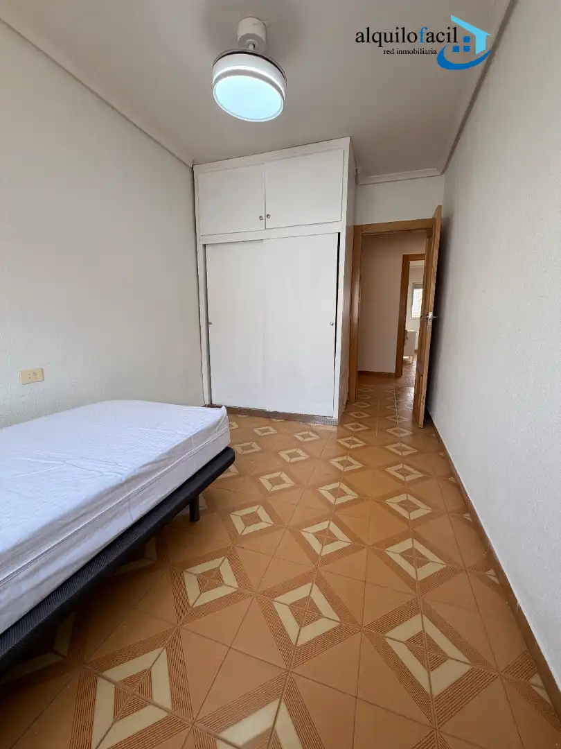 Schlafzimmer von Wohnung zur Miete in Murcia mit Klimaanlage, Heizung und Möbliert