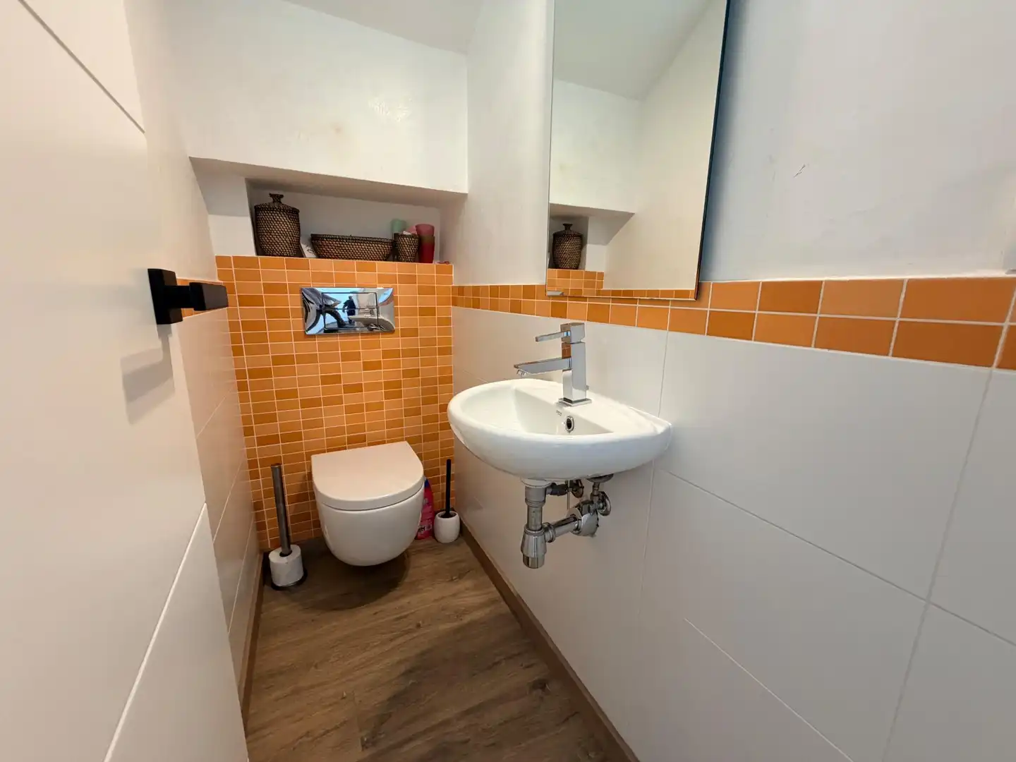 Bathroom of Houses for sale in Badalona  with Air Conditioner, Heating and Parquet flooring