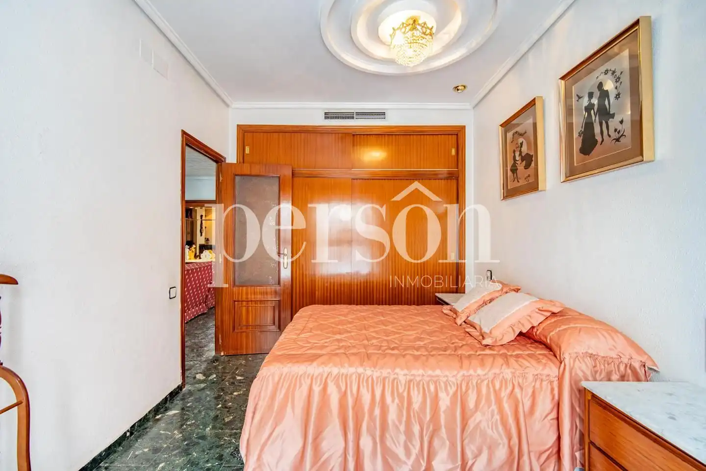 Habitación de Piso en venta en Valencia con Aire acondicionado, Terraza y Amueblado