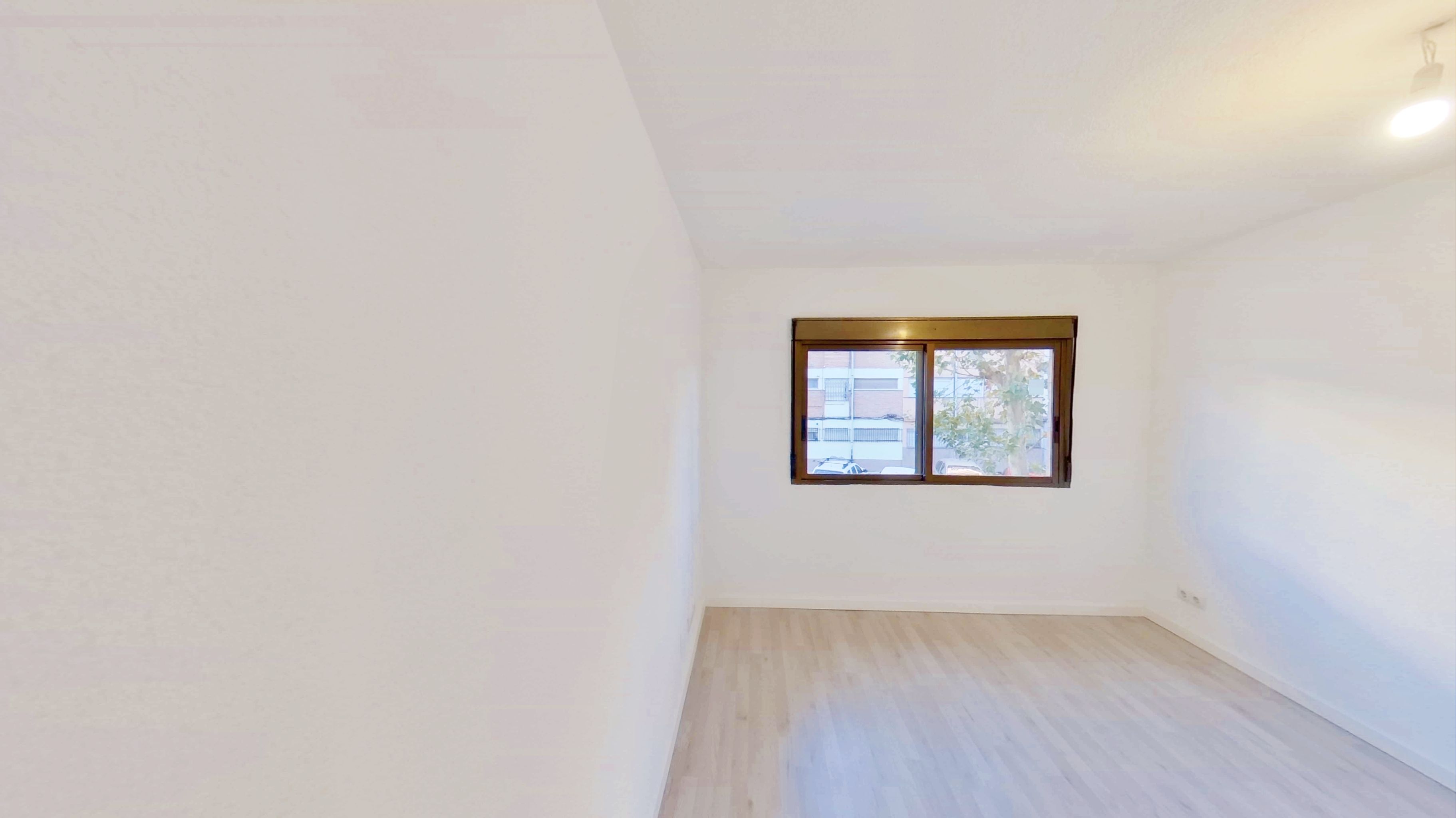 Bedroom of Flat to rent in  Madrid Capital  with Oven and Pets allowed