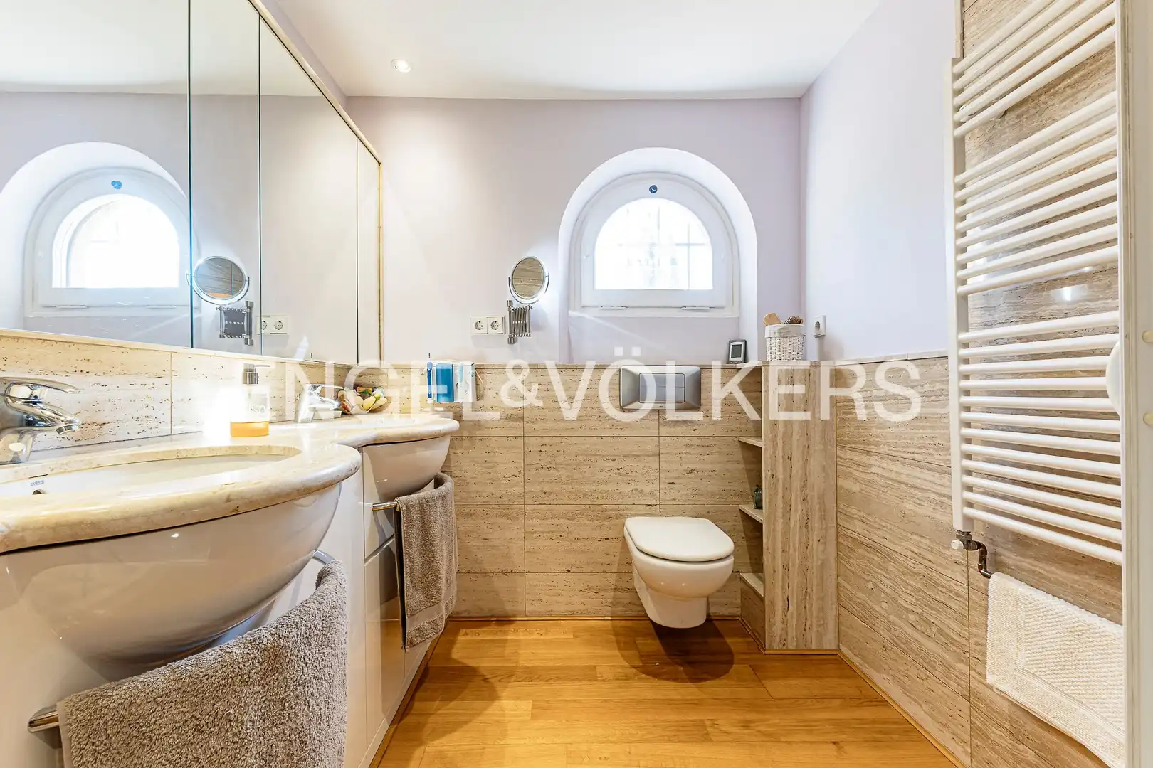 Bathroom of Houses for sale in Cerdanyola del Vallès  with Air Conditioner, Heating and Private garden
