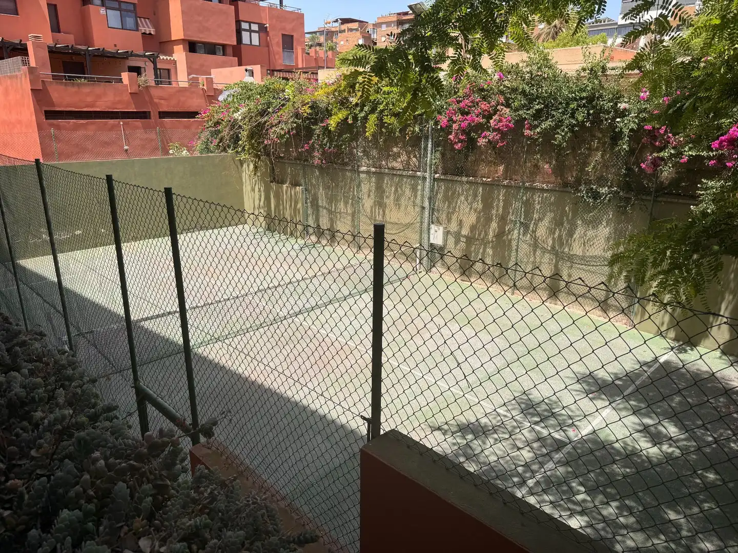 Jardí de Apartament en venda en Roquetas de Mar amb Aire condicionat, Terrassa i Piscina comunitària