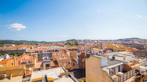 Foto 3 de Àtic en venda a Carrer López I Puigcerver, 35, Platja Gran, Girona