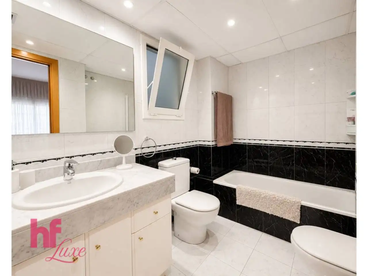 Flat with terrace for sale in Calle de Vilamarí, imagen 23