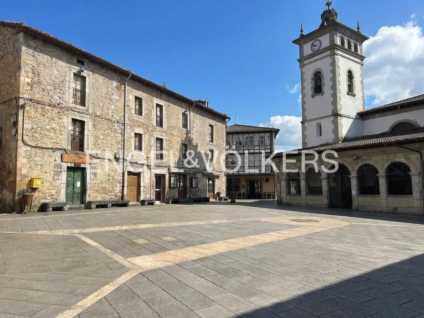 Vista exterior de Casa o chalet en venta en Ramales de la Victoria con Calefacción