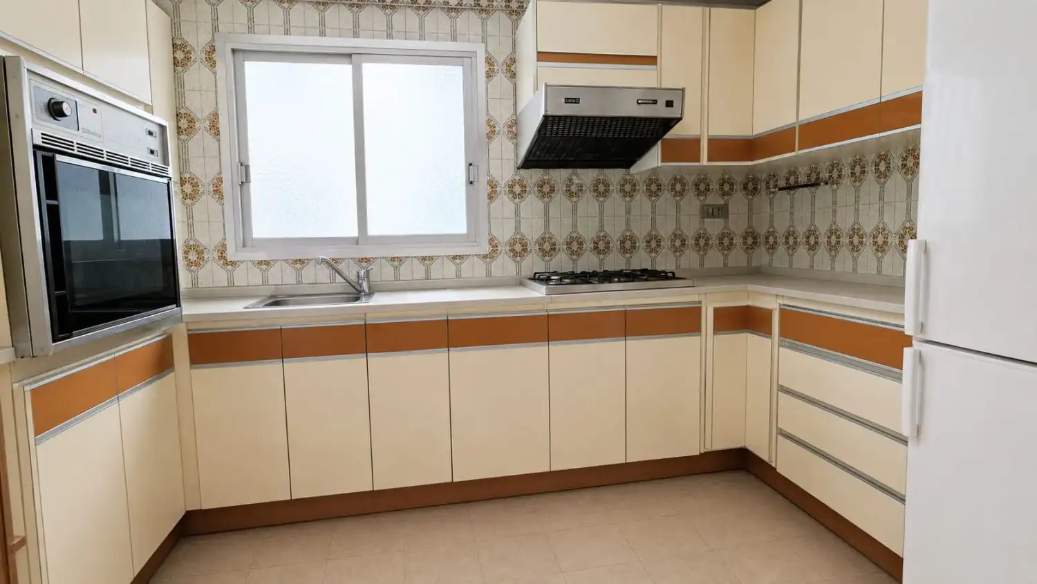 Cocina de Piso en venta en Castellón de la Plana / Castelló de la Plana con Aire acondicionado, Calefacción y Balcón
