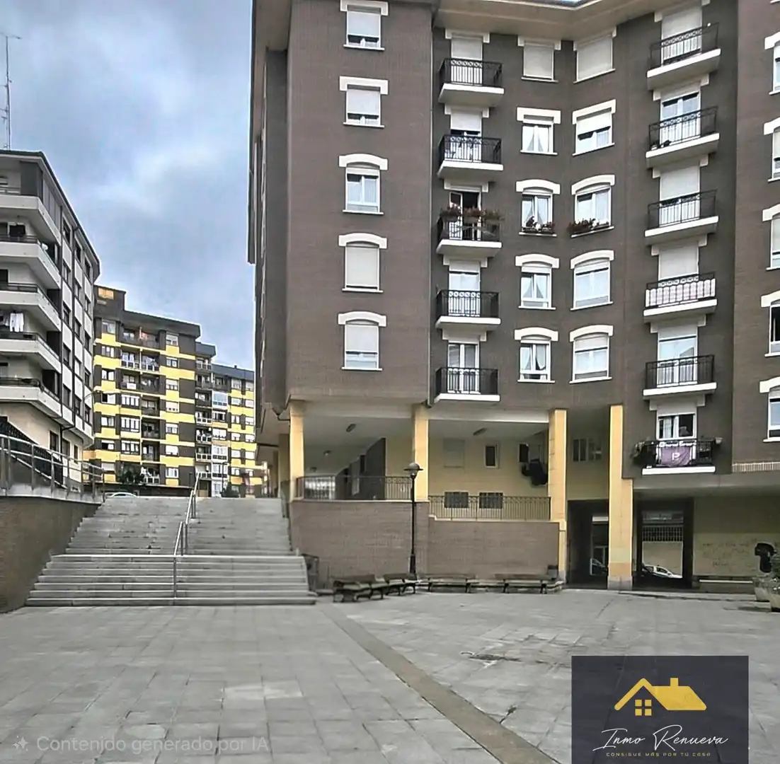 Vista exterior de Ático en venta en Santurtzi  con Calefacción, Trastero y Balcón