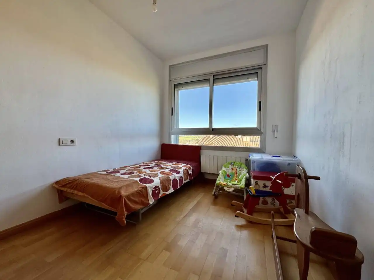 Habitación de Casa o chalet en venta en La Roca del Vallès con Aire acondicionado, Calefacción y Jardín privado