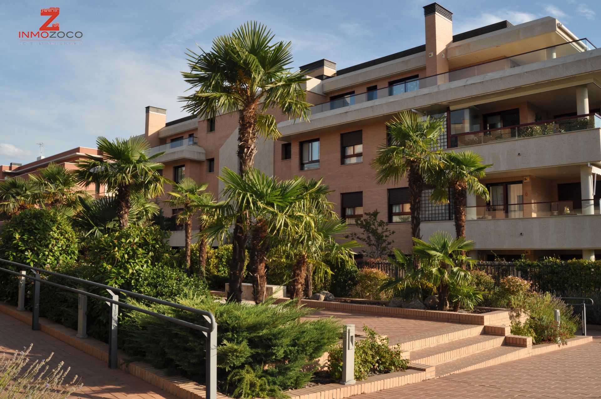 Exterior view of Flat to rent in Las Rozas de Madrid  with Air Conditioner, Heating and Private garden