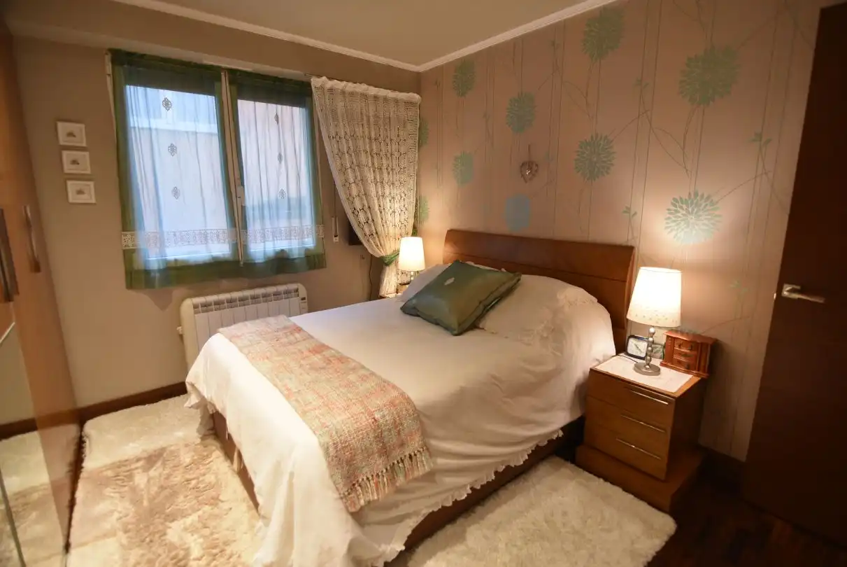 Habitación de Piso en venta en Soraluze / Plasencia de las Armas con Calefacción y Trastero
