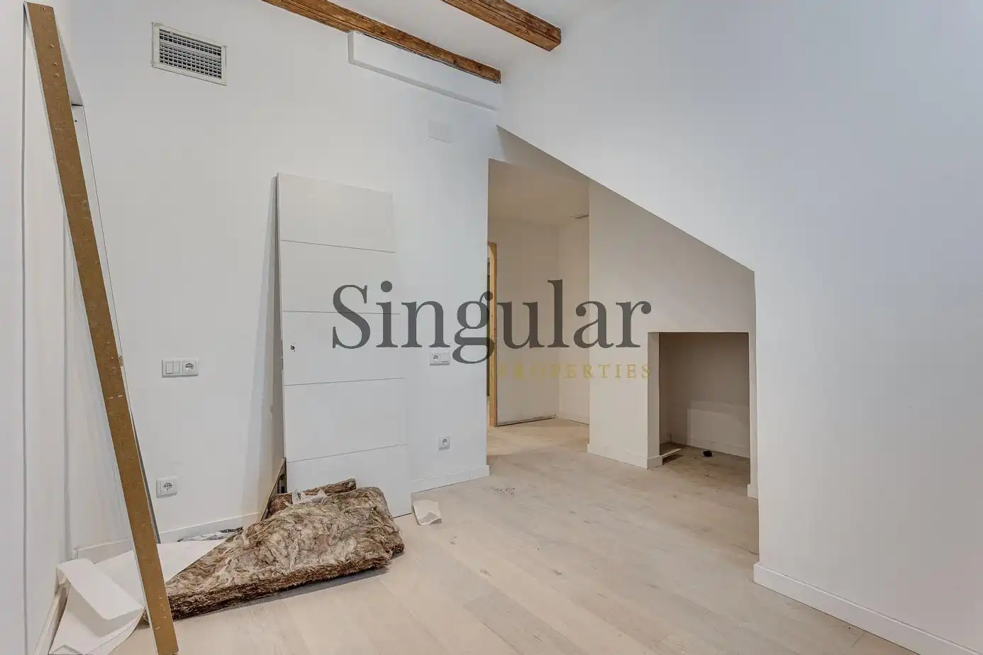 Dormitori de Dúplex en venda en Barcelona amb Aire condicionat, Calefacció i Jardí privat