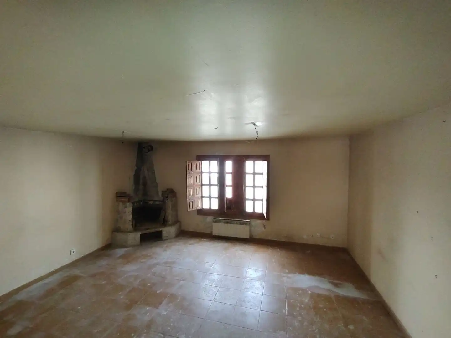 Casa adosada en venda a Mucientes