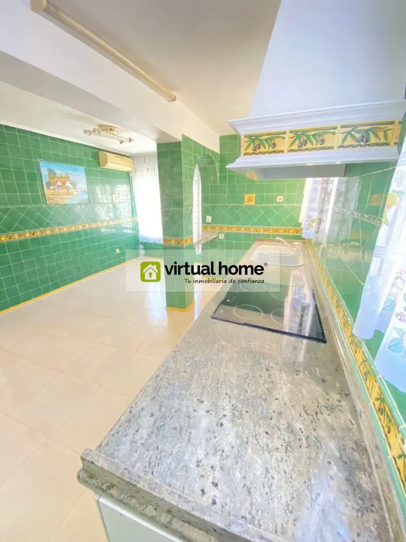 Kitchen of Flat for sale in Benidorm  with Air Conditioner, Heating and Private garden