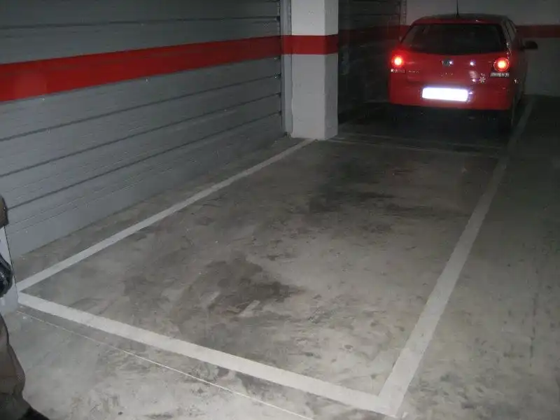 Aparcament de Garatge de lloguer en Madrid