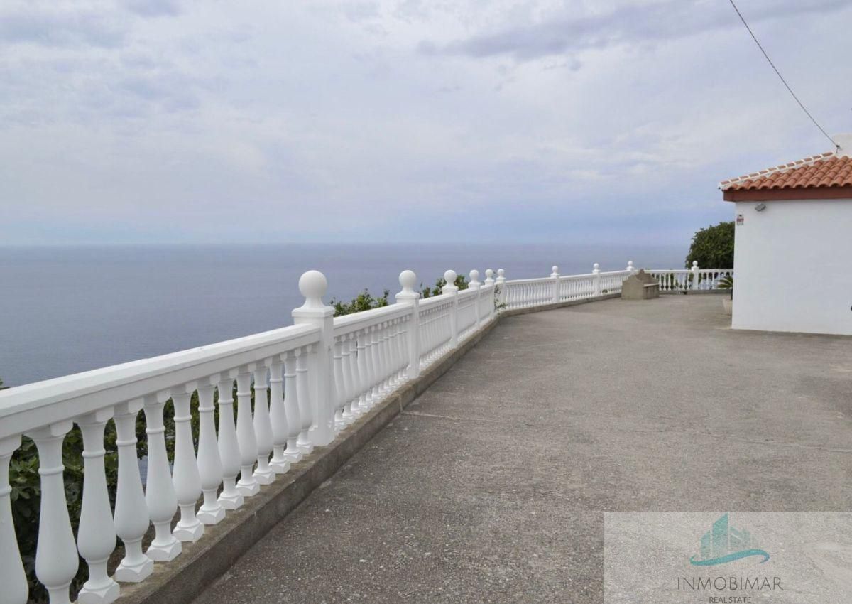 Exterior view of Country house for sale in Ítrabo  with Terrace and Storage room