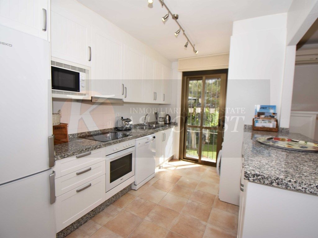 Cocina de Piso en venta en Fuengirola con Aire acondicionado, Jardín privado y Terraza