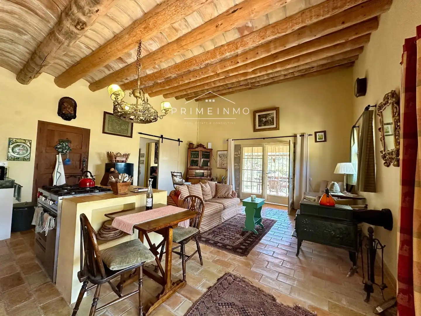 Casa rústica con terraza en venta en El Perelló, imagen 5