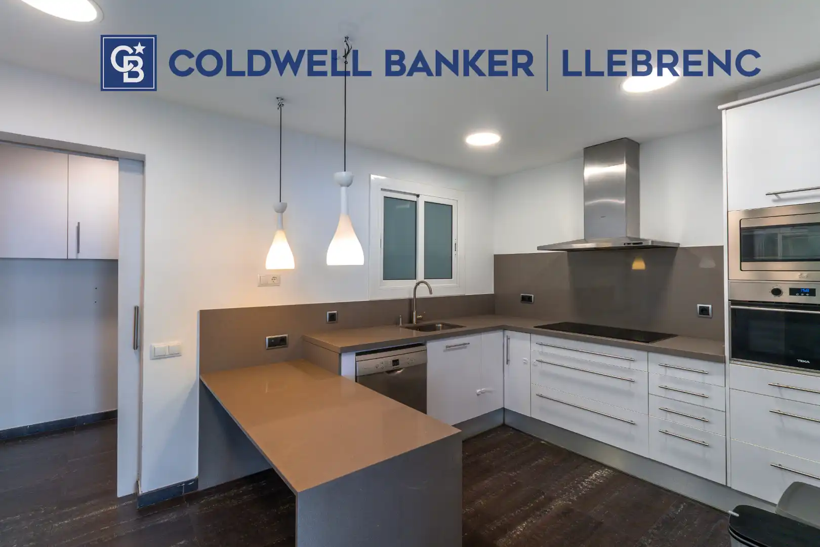 Cocina de Piso en venta en Barcelona con Calefacción, Parquet y Terraza