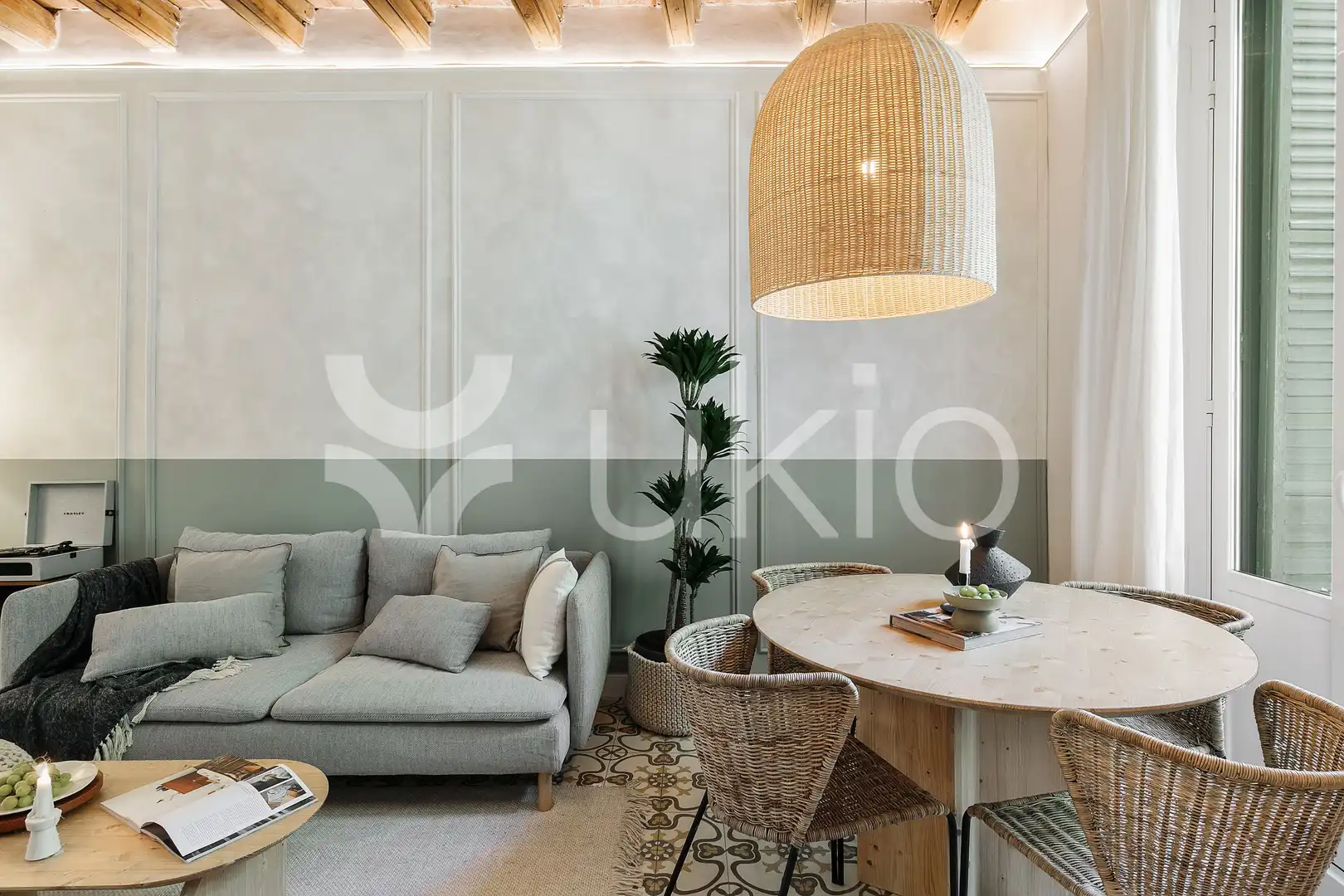 Sala de estar de Apartamento de alquiler en Barcelona con Aire acondicionado, Calefacción y Terraza