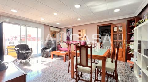 Foto 3 de Pis en venda a Llefià, Barcelona