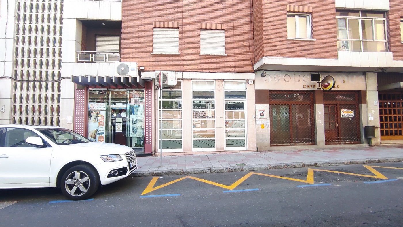 Premises for sale in León Capital   with Air Conditioner