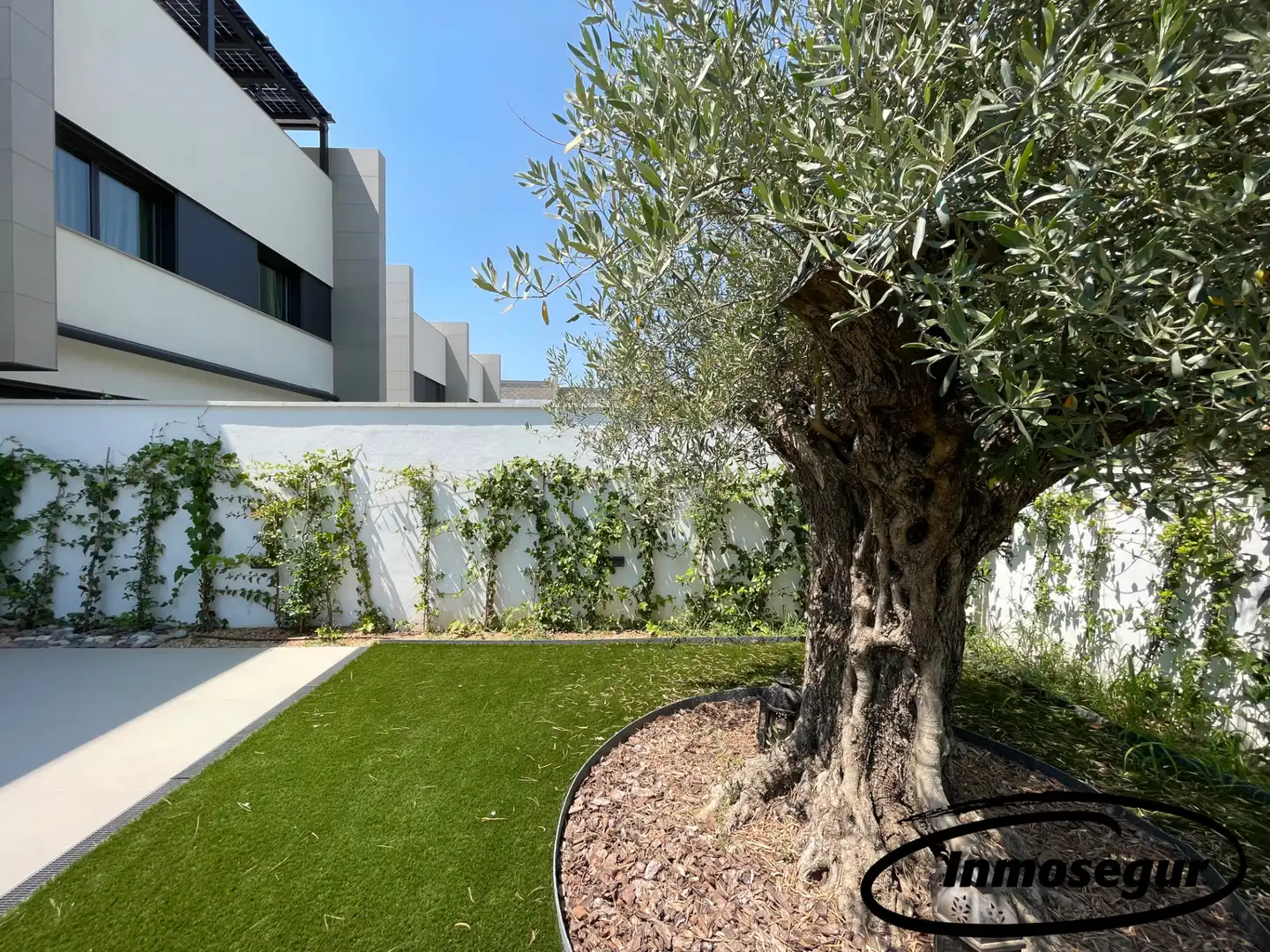 Jardí de Casa adosada en venda en Cambrils amb Aire condicionat, Calefacció i Jardí privat