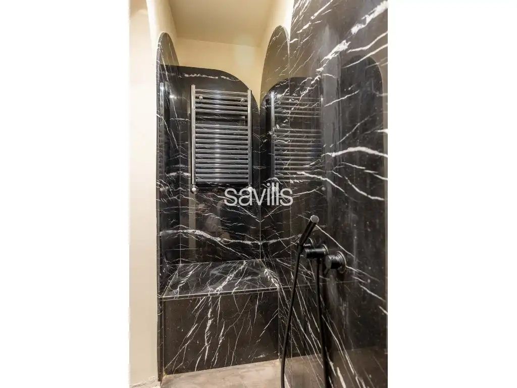 Bathroom of Apartments for sale in Sevilla