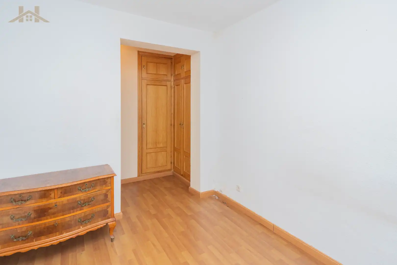 Habitación de Piso en venta en San Lorenzo de El Escorial con Calefacción