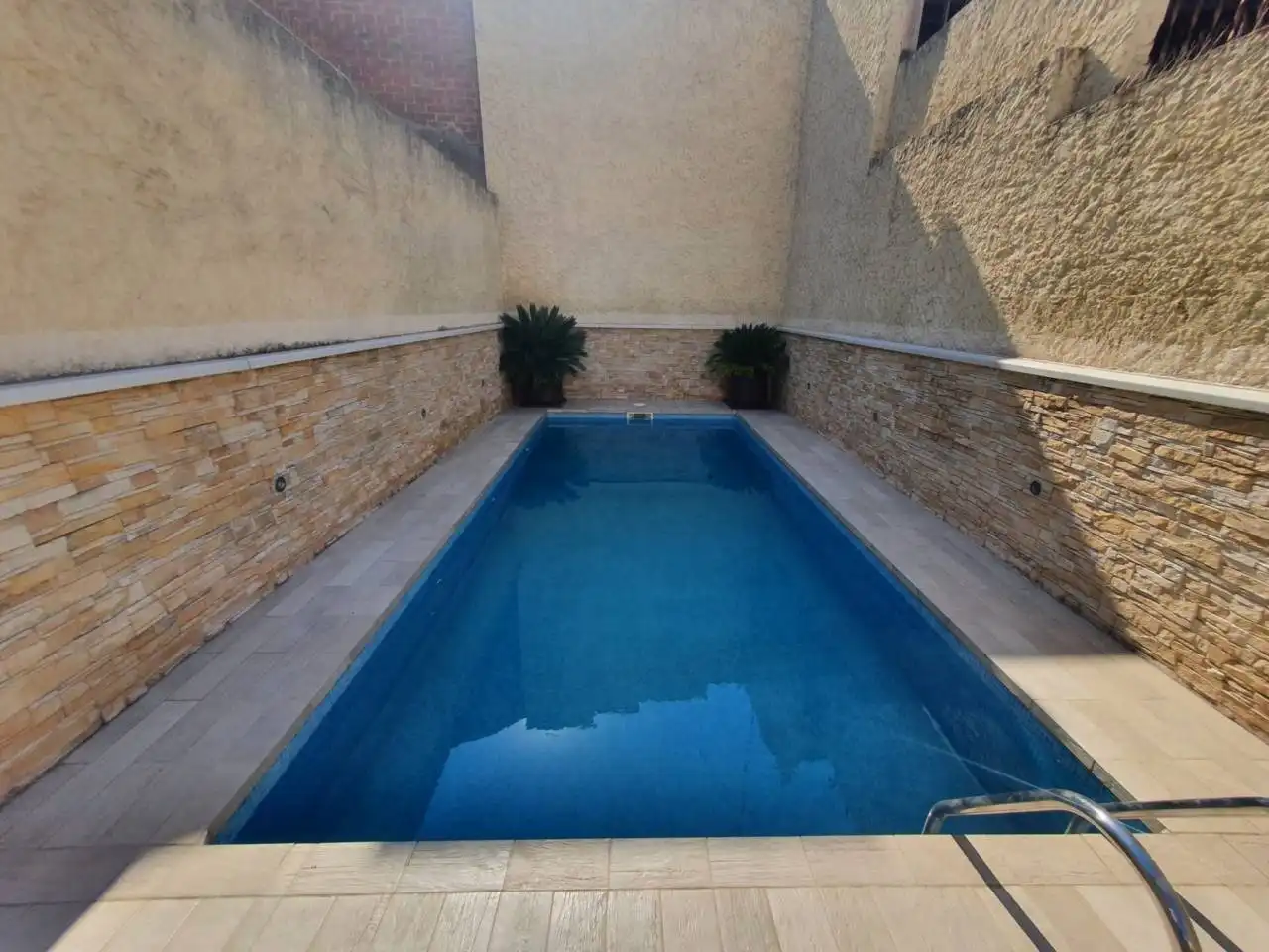 Piscina de Casa o xalet en venda en Sabadell amb Aire condicionat, Calefacció i Parquet
