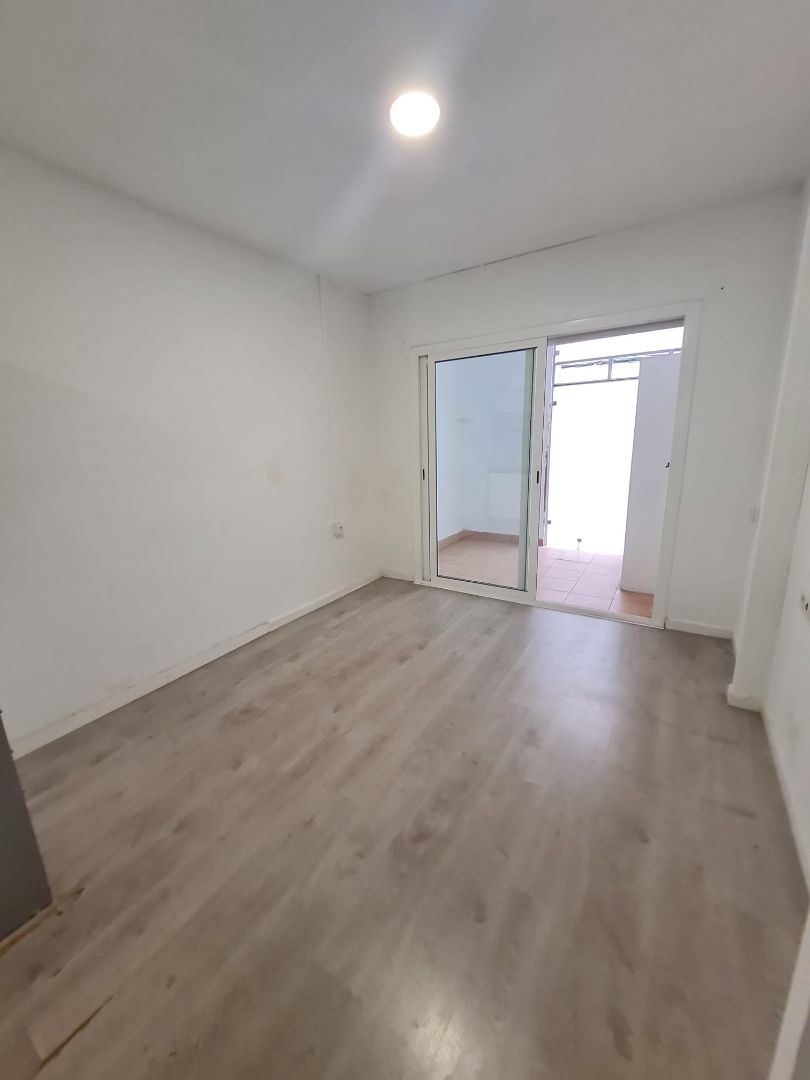 Local de alquiler en Carrer Gran, 53, Nucli Urbà