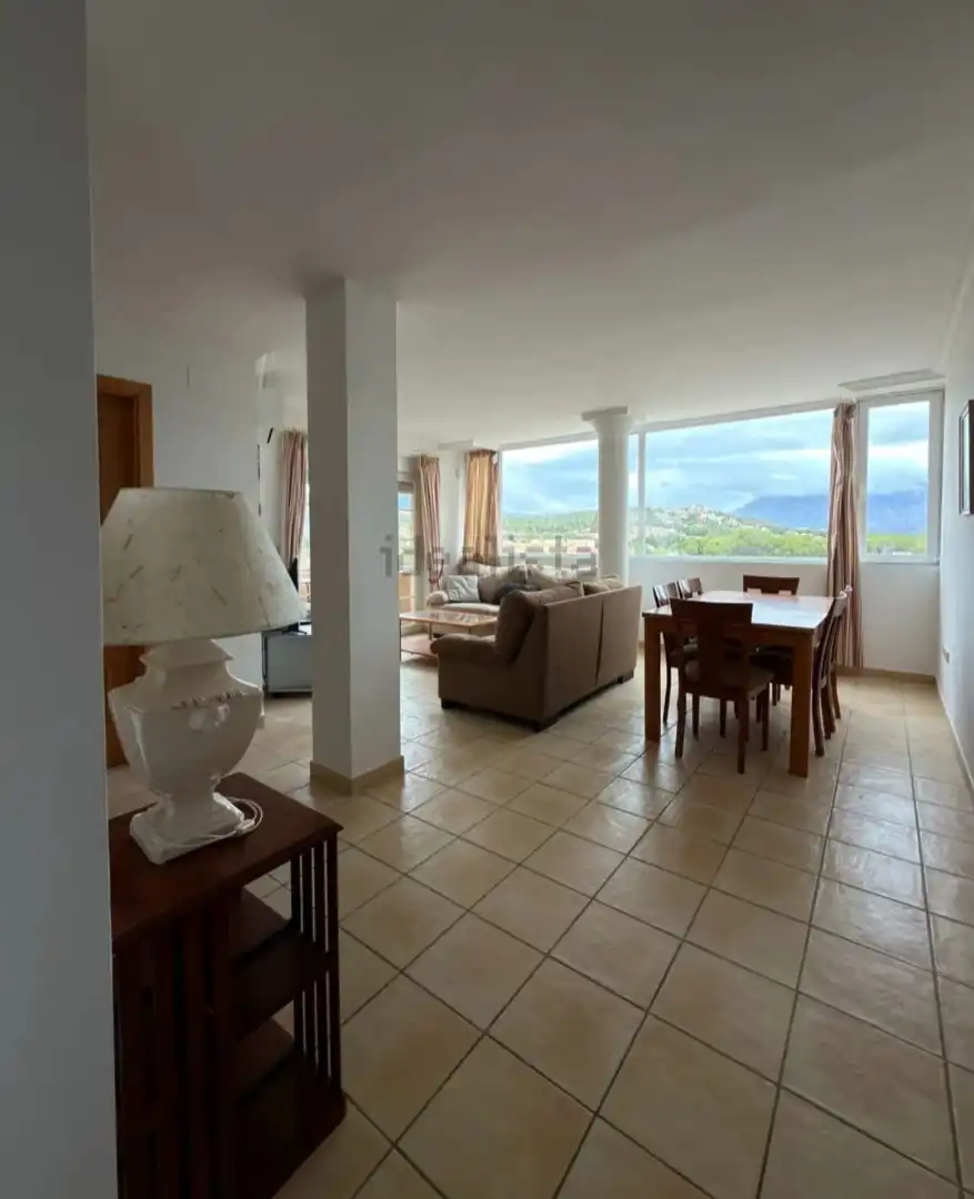 Sala de estar de Apartamento de alquiler en L'Alfàs del Pi con Aire acondicionado, Calefacción y Terraza