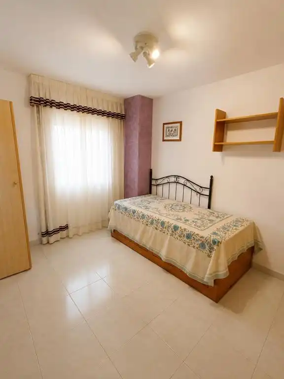 Habitación de Piso en venta en Estepona con Terraza