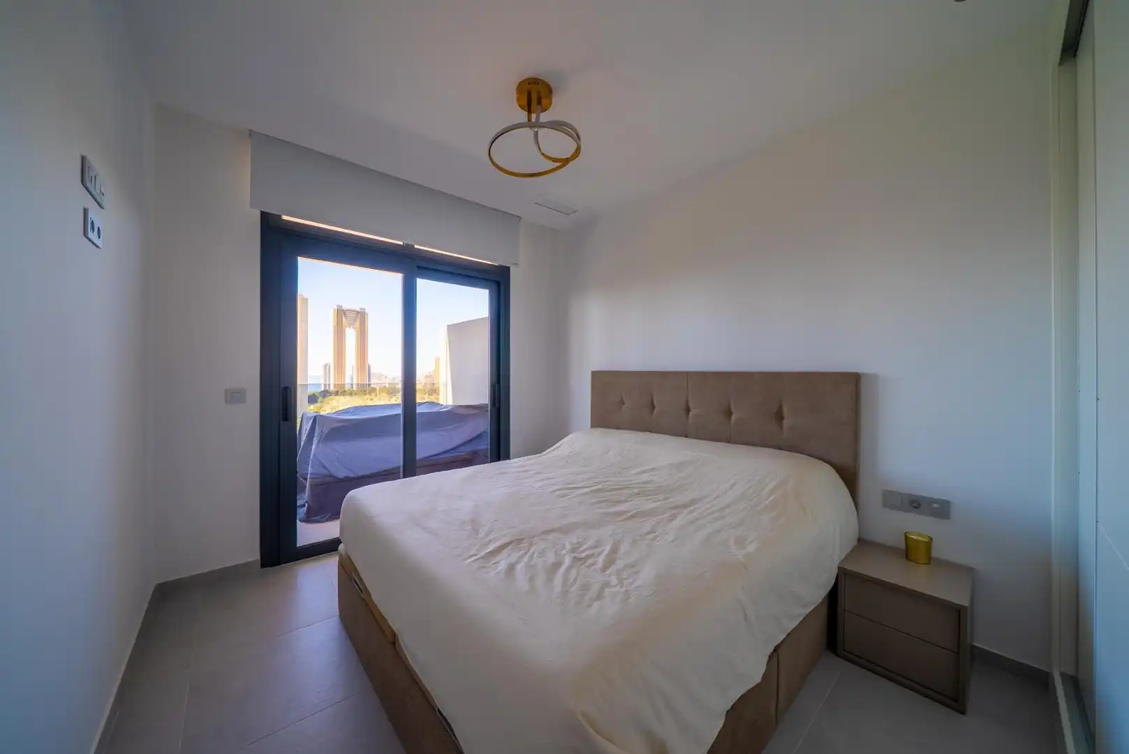 Apartamento con piscina en venta en Calle Calle Presidente Adolfo Suárez, 14, imagen 13
